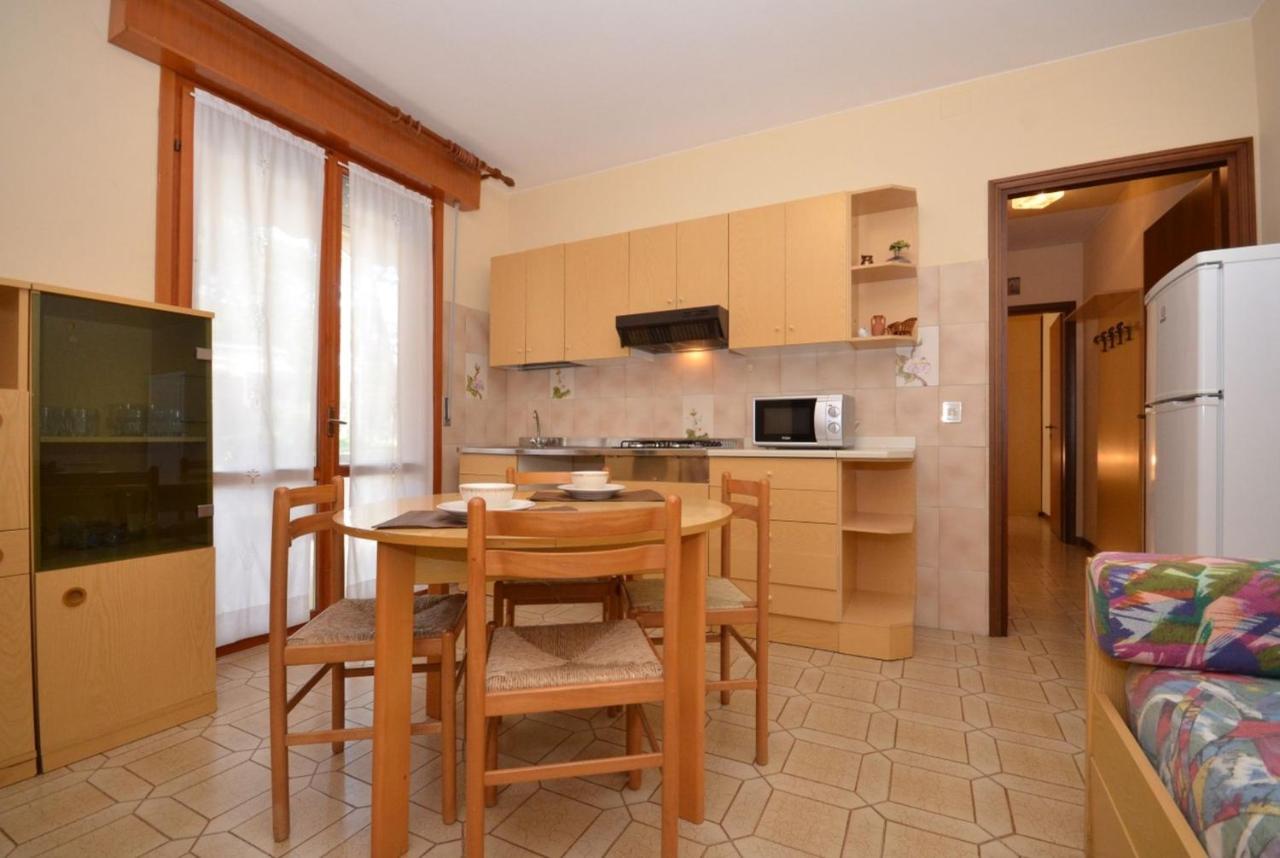 Appartamenti Fungo Lignano Sabbiadoro Exterior foto